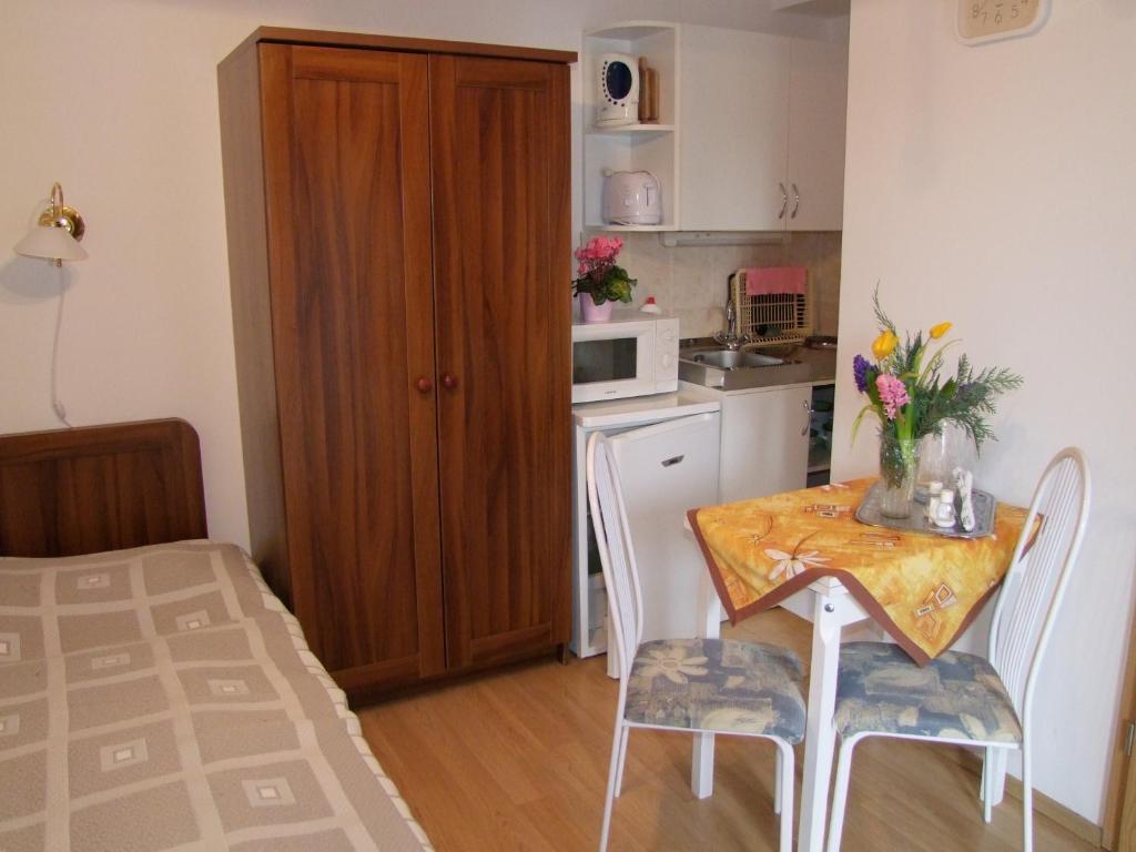 Rajna Apartmanhaz Bogács Δωμάτιο φωτογραφία